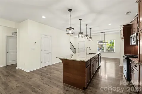 3024 Pinehills Way Mount Holly NC 28120