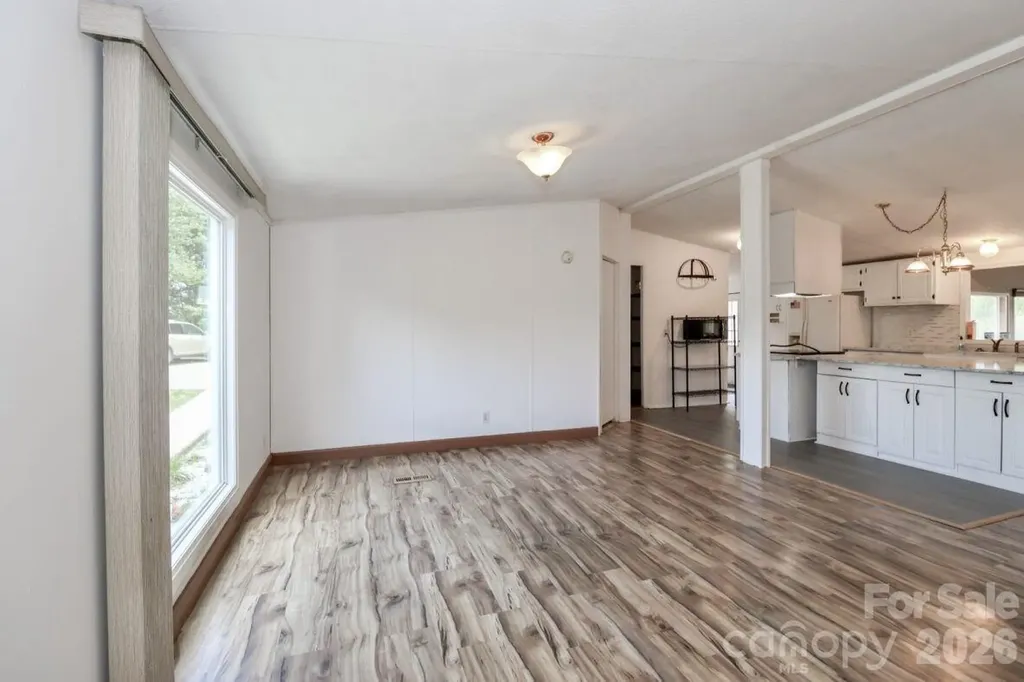121 Fair Wind Lane Statesville NC 28677