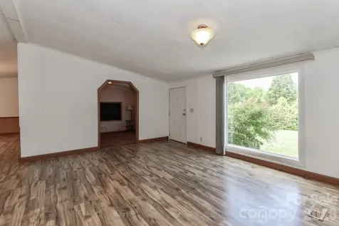 121 Fair Wind Lane Statesville NC 28677