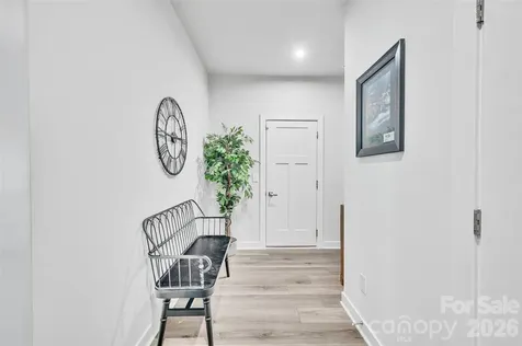6087 Ives Avenue Spartanburg SC 29307
