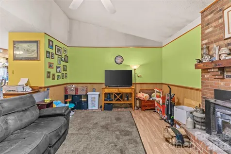 853 Brevard Place Road Iron Station NC 28080