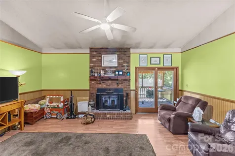 853 Brevard Place Road Iron Station NC 28080