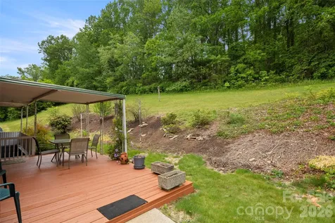 83 Honeysuckle Lane Burnsville NC 28714