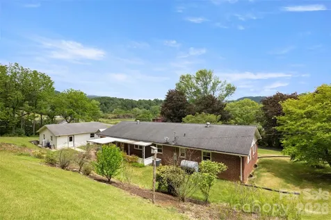 83 Honeysuckle Lane Burnsville NC 28714