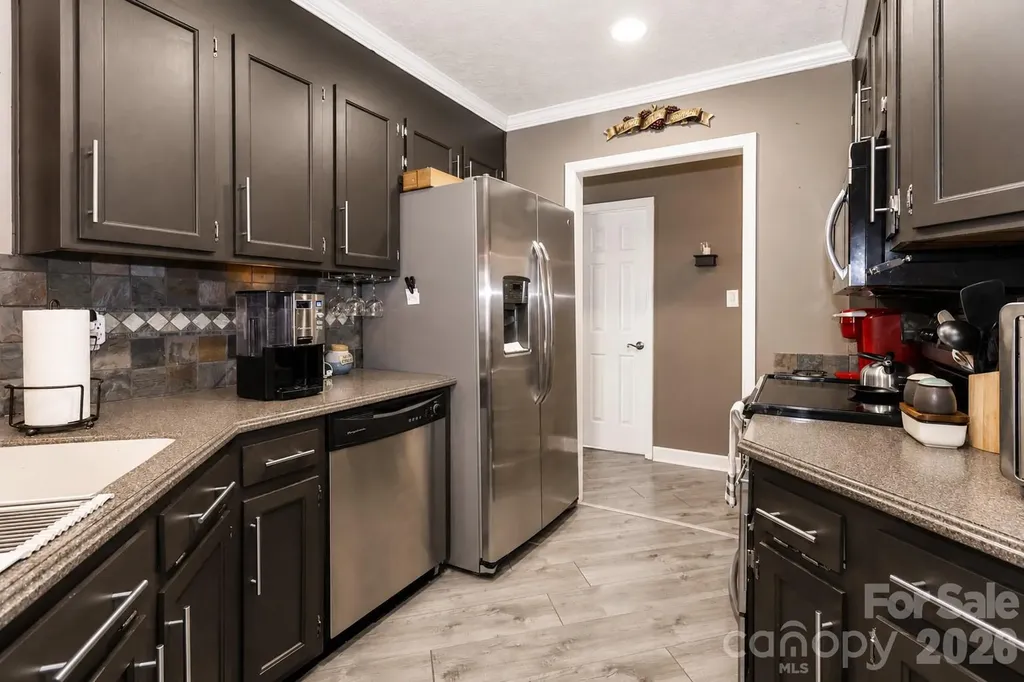 108 Garrison Drive Statesville NC 28677