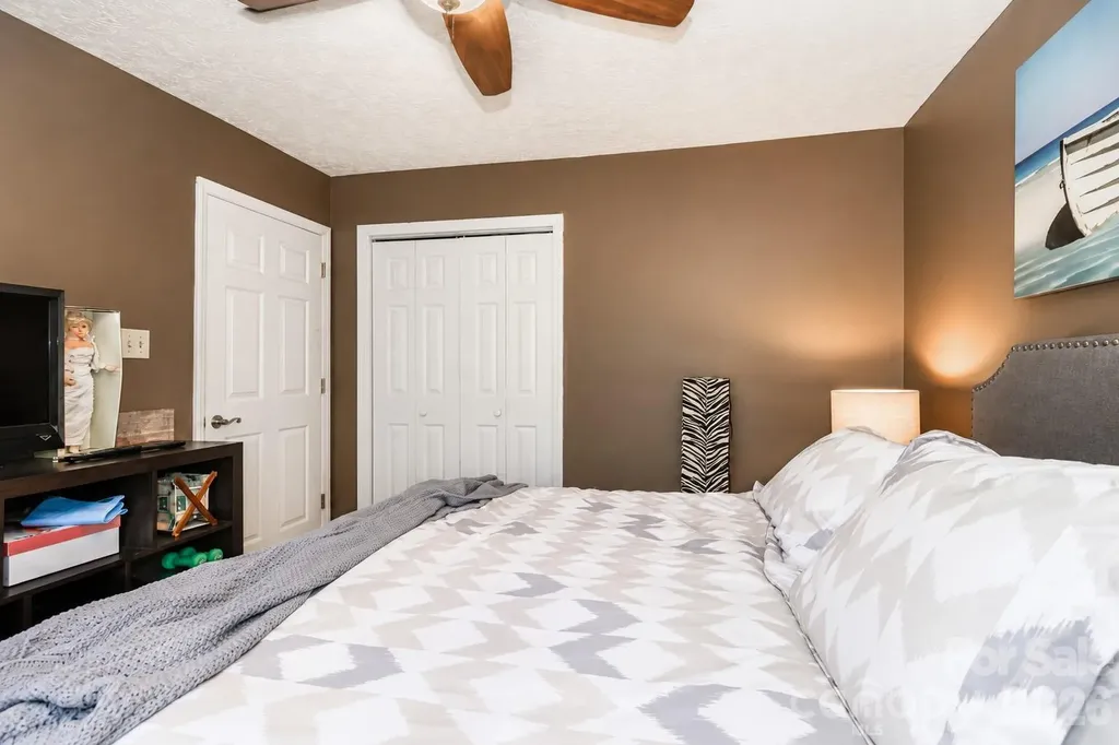 108 Garrison Drive Statesville NC 28677