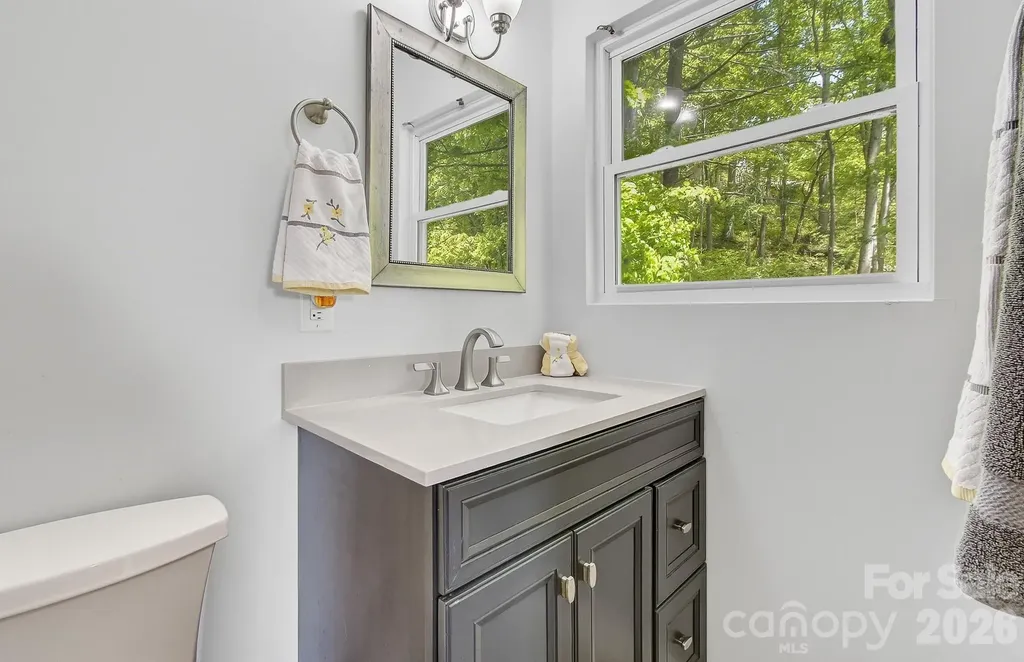2131 Coleman Mountain Road Waynesville NC 28785