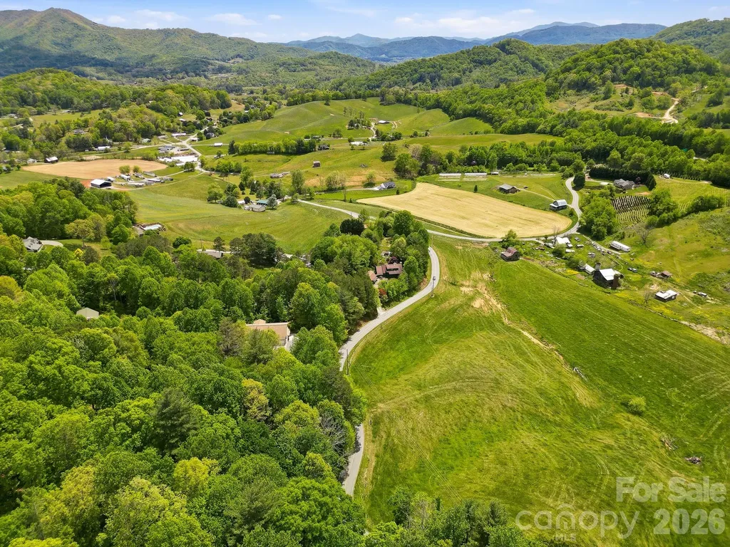 2131 Coleman Mountain Road Waynesville NC 28785