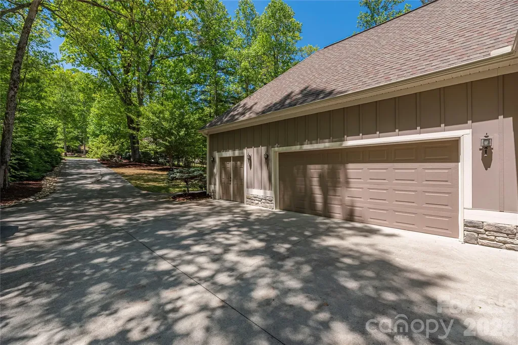 305 & 349 Freedom Trail Court Zirconia NC 28790