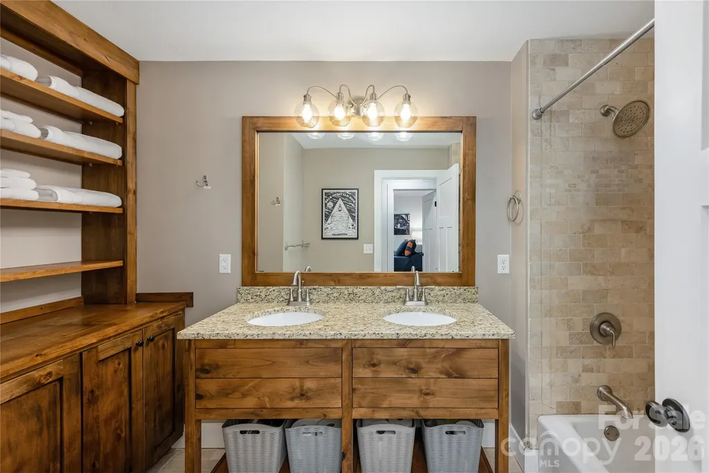 17 Grove Street Brevard NC 28712