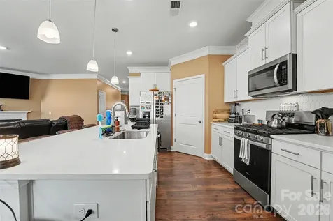 130 Ari Avenue Troutman NC 28166