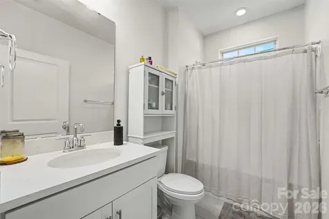130 Ari Avenue Troutman NC 28166