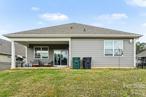 130 Ari Avenue Troutman NC 28166