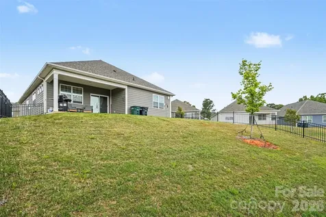 130 Ari Avenue Troutman NC 28166