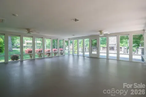 240 36th Avenue Circle NW Hickory NC 28601