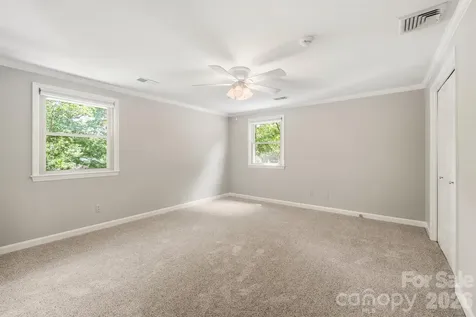 240 36th Avenue Circle NW Hickory NC 28601