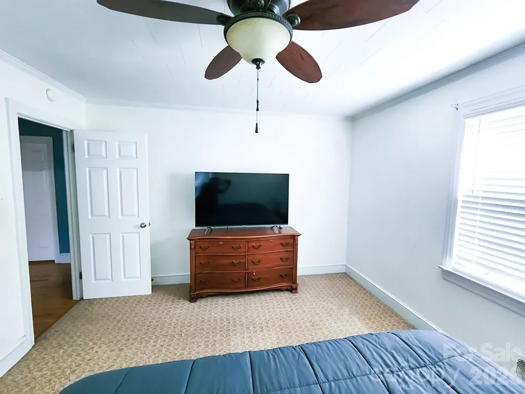 1399 Ruby Spencer Street Newton NC 28658