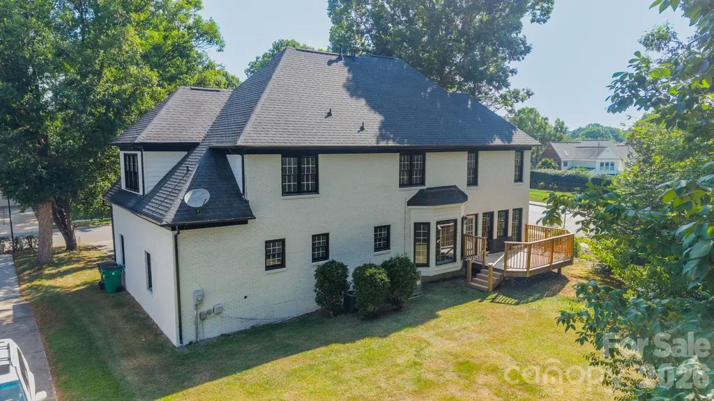 11550 Falling Leaves Drive Charlotte NC 28277