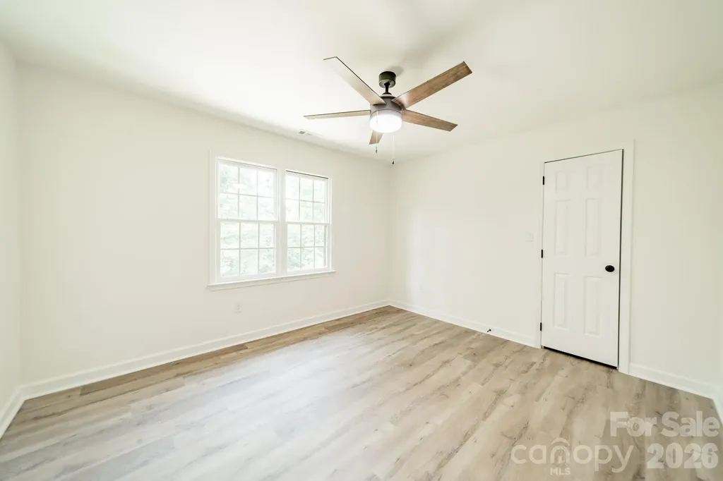 11550 Falling Leaves Drive Charlotte NC 28277