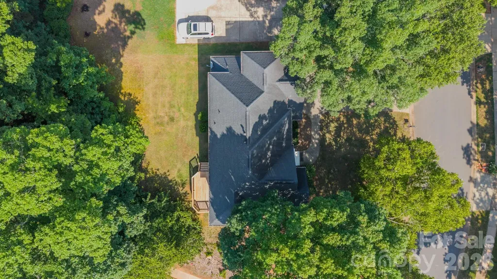 11550 Falling Leaves Drive Charlotte NC 28277