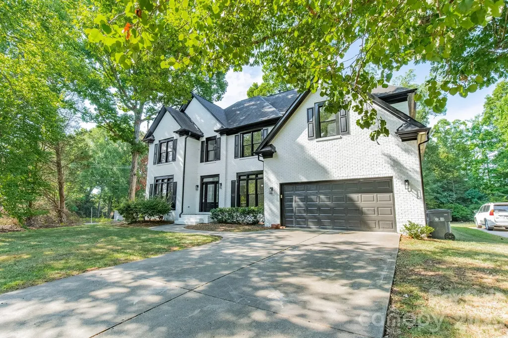 11550 Falling Leaves Drive Charlotte NC 28277