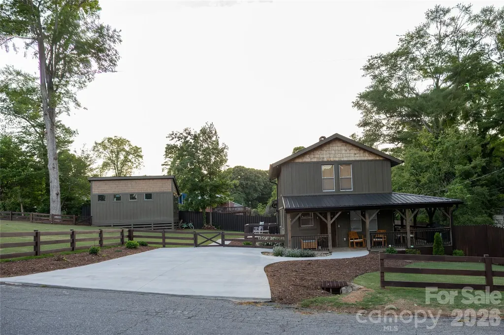152 Florida Avenue Forest City NC 28043