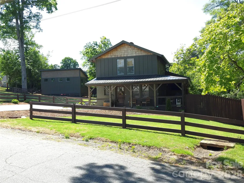 152 Florida Avenue Forest City NC 28043