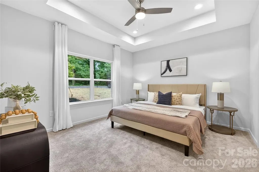 315 N Hoskins Road Charlotte NC 28216