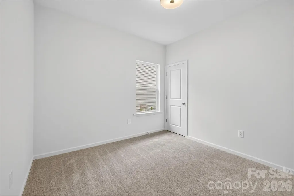 315 N Hoskins Road Charlotte NC 28216