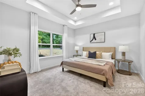 315 N Hoskins Road Charlotte NC 28216
