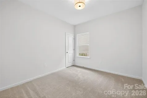 315 N Hoskins Road Charlotte NC 28216