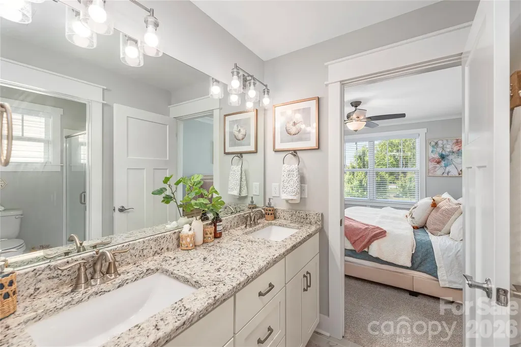 28 Reagan Run Court Arden NC 28704