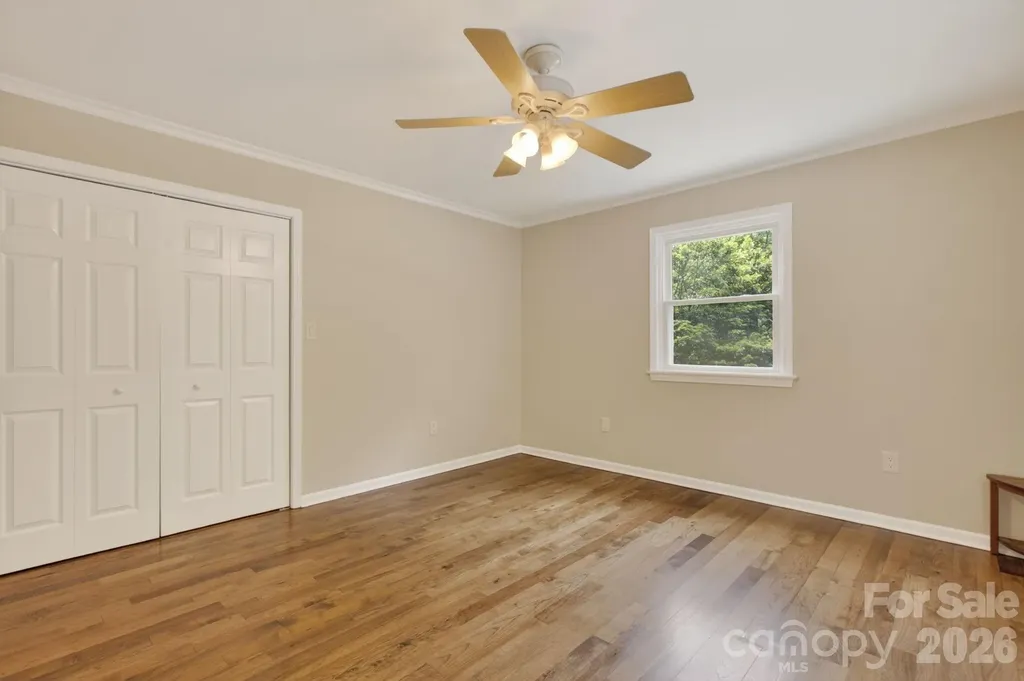 97 Whippoorwill Lane Fairview NC 28730
