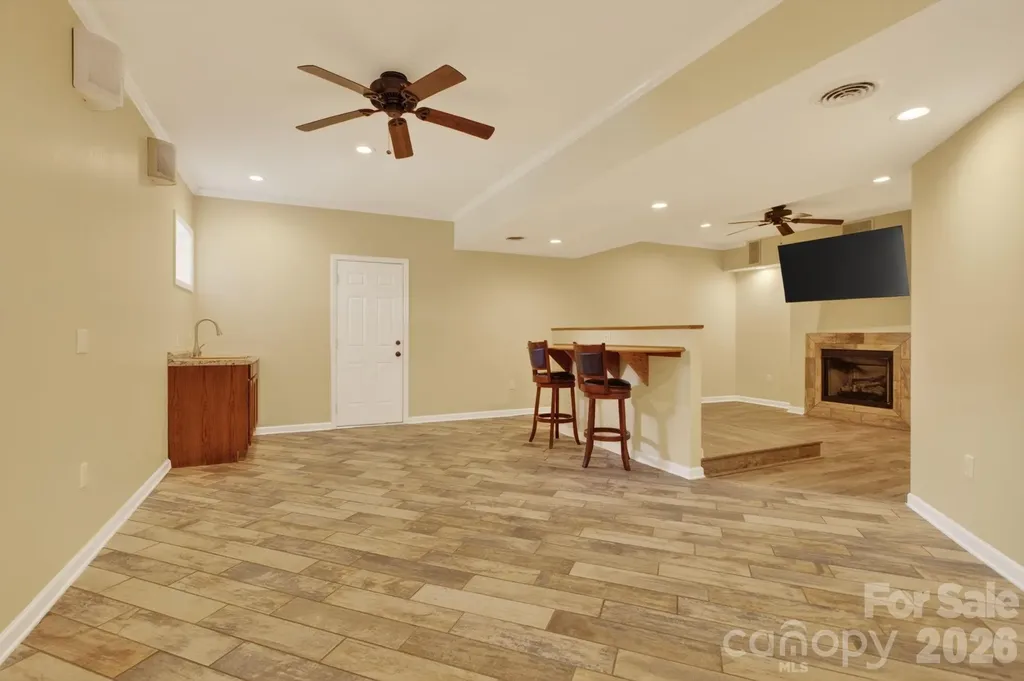 97 Whippoorwill Lane Fairview NC 28730