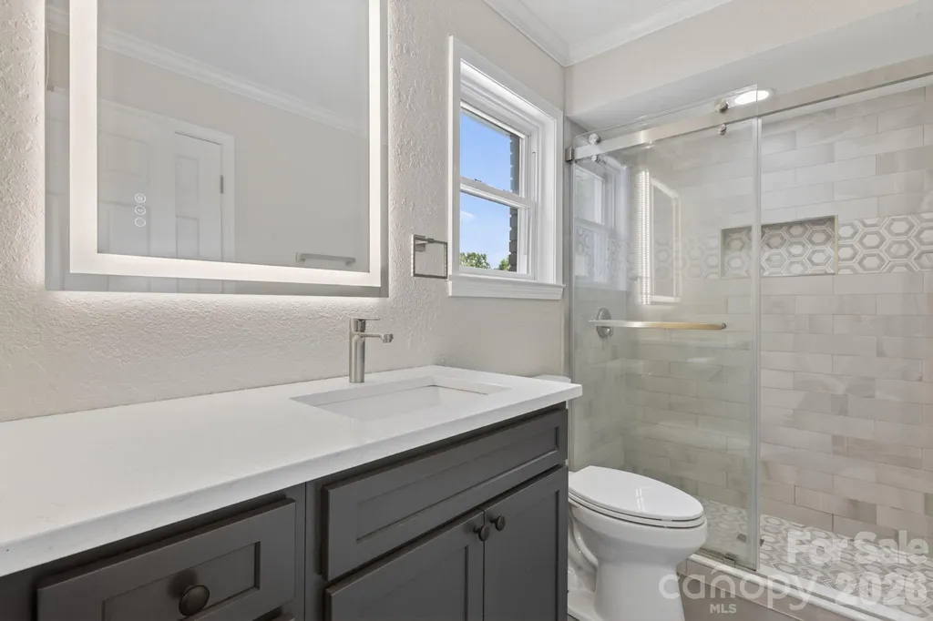 97 Whippoorwill Lane Fairview NC 28730