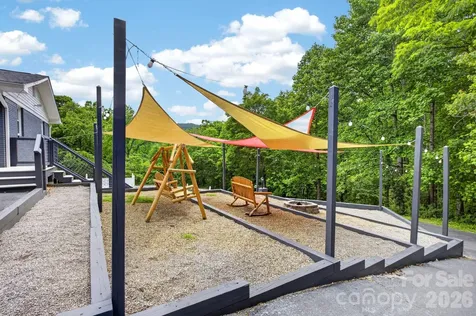 97 Whippoorwill Lane Fairview NC 28730