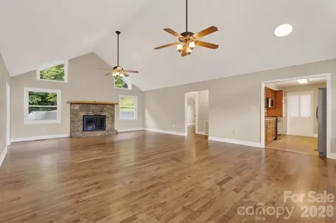 97 Whippoorwill Lane Fairview NC 28730