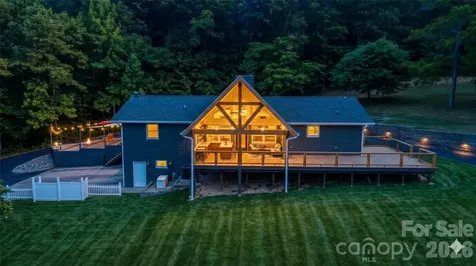 97 Whippoorwill Lane Fairview NC 28730