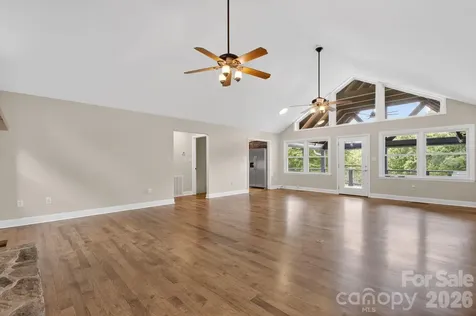 97 Whippoorwill Lane Fairview NC 28730