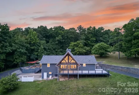 97 Whippoorwill Lane Fairview NC 28730