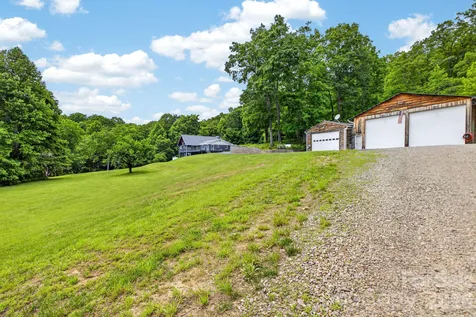 97 Whippoorwill Lane Fairview NC 28730