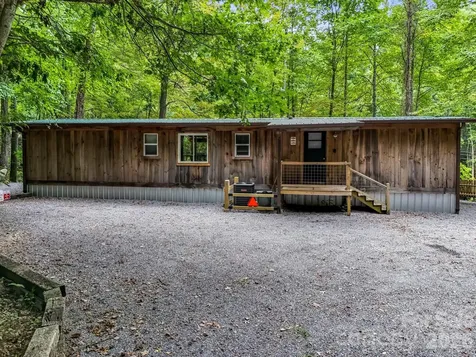 97 Whippoorwill Lane Fairview NC 28730