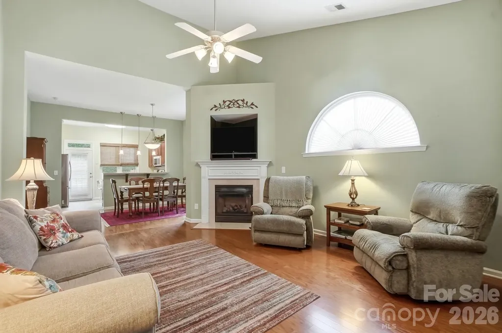 6120 Pale Moss Lane Charlotte NC 28269