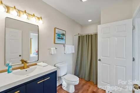 36 Wineberry Lane Asheville NC 28803