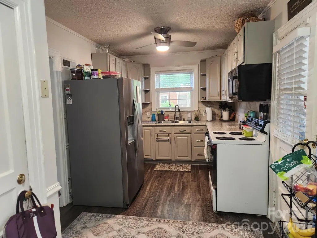 3922 Mcmillan Street Charlotte NC 28205