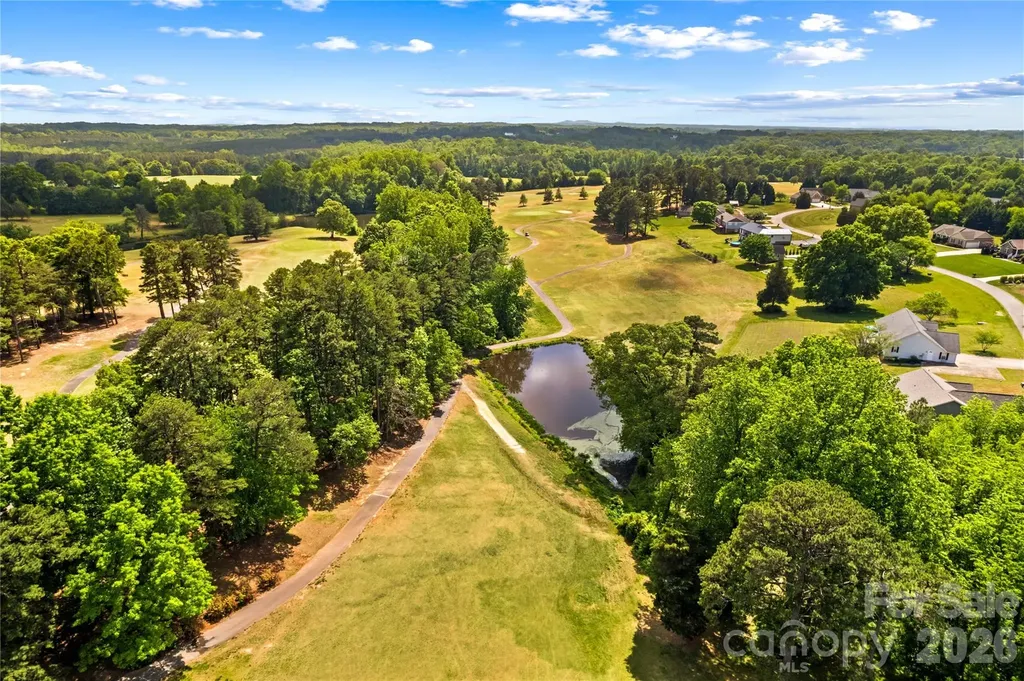 104 Sandtrap Drive Statesville NC 28677