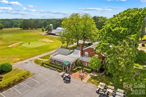 104 Sandtrap Drive Statesville NC 28677