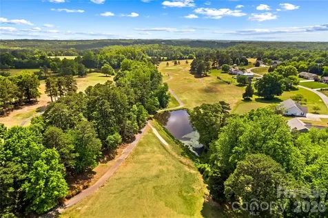 104 Sandtrap Drive Statesville NC 28677