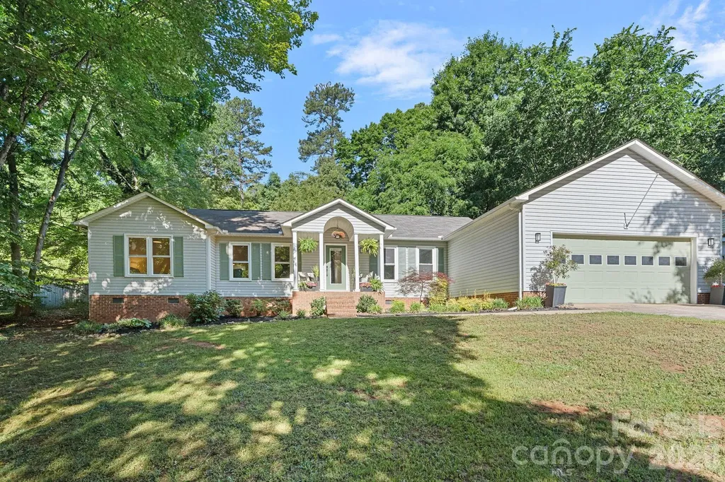 154 Quiet Cove Road Mooresville NC 28117