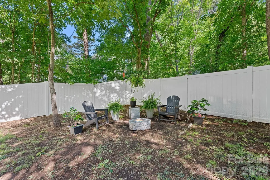 154 Quiet Cove Road Mooresville NC 28117